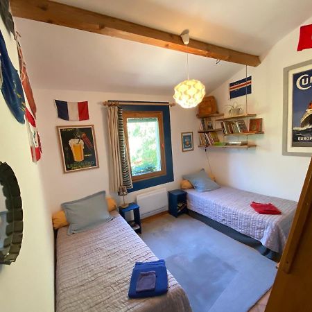 Cote Chenes Verts - Chambres D'Hotes Viols-en-Laval エクステリア 写真